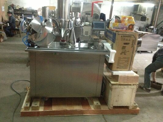 Dobra cena Półautomatyczna maszyna do kapsułkowania Maszyna do napełniania kapsułek o rozmiarze 00 # do 5 # w Internecie